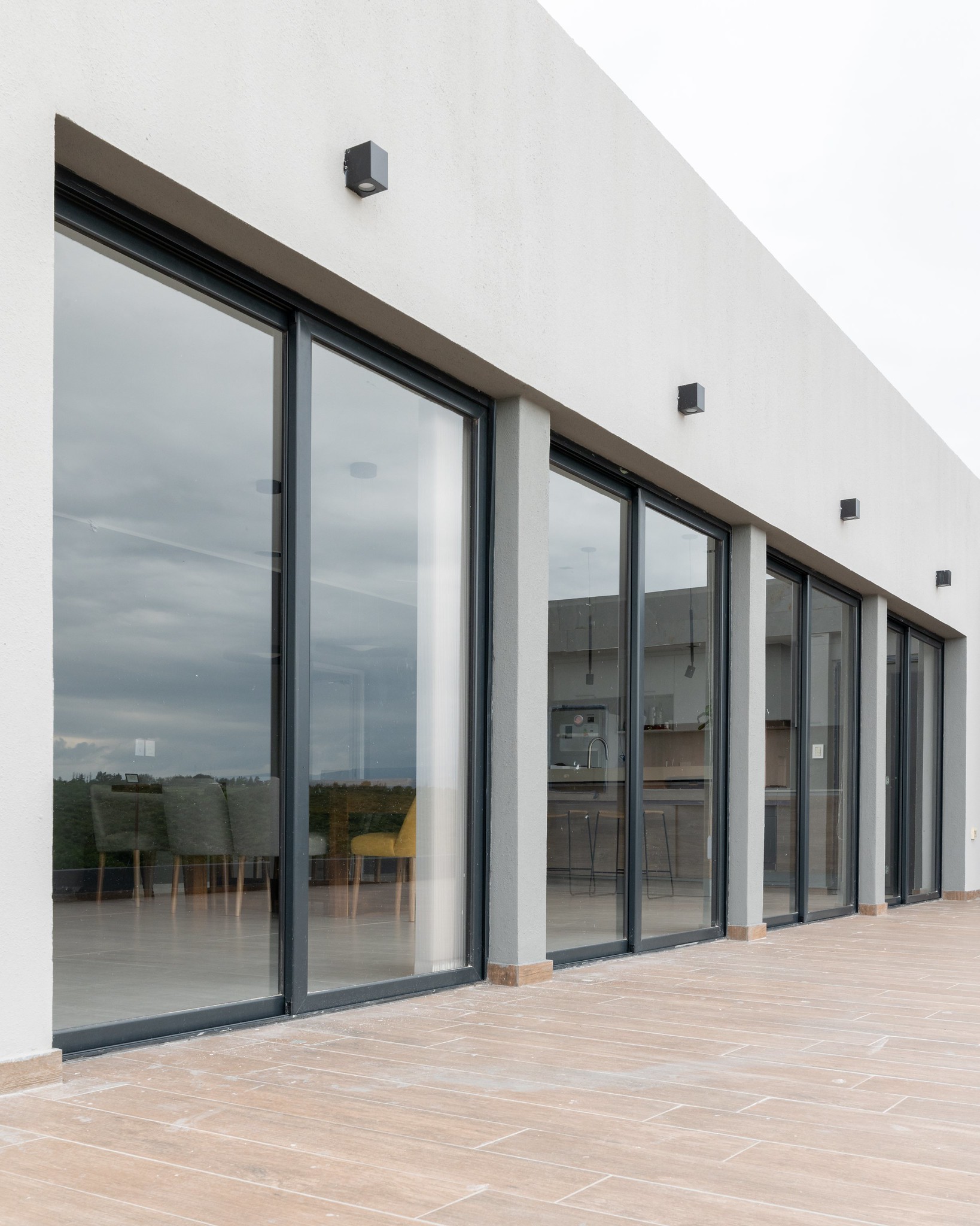 Línea Litoral FEXA SRL — aberturas de aluminio Granadero Baigorria