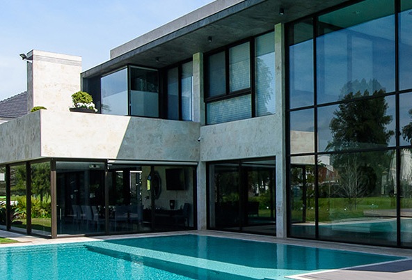 Línea Andina A40 FEXA SRL — alta prestación aluminio Santa Fe