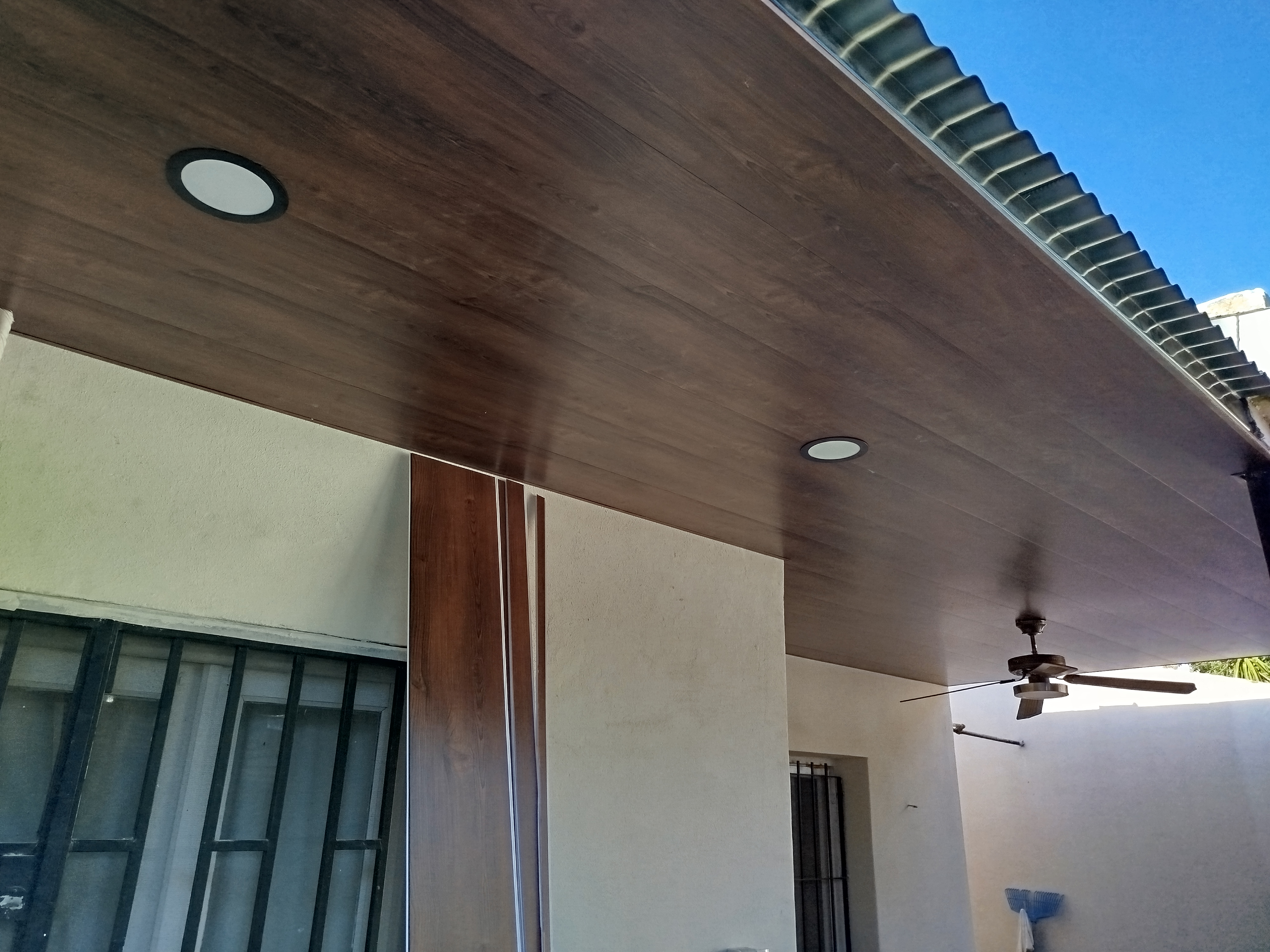 Revestimientos y cielorrasos PVC Granadero Baigorria — AMDOR